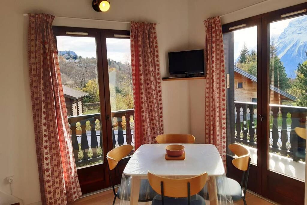 レ・キャローズ・ダラッシュEden Roc Grand Massifアパートメント エクステリア 写真
